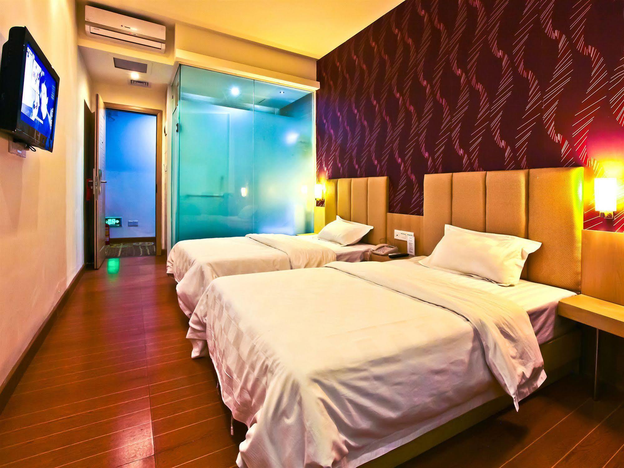 Tavernew Hotel Guangzhou Exterior photo