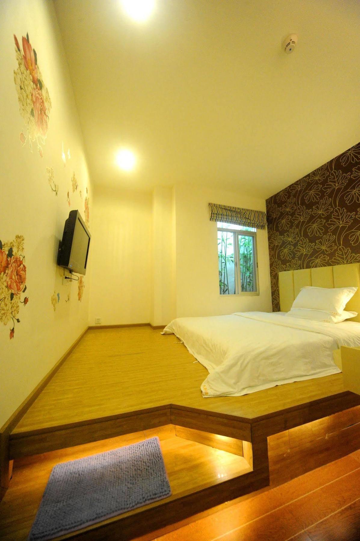 Tavernew Hotel Guangzhou Exterior photo