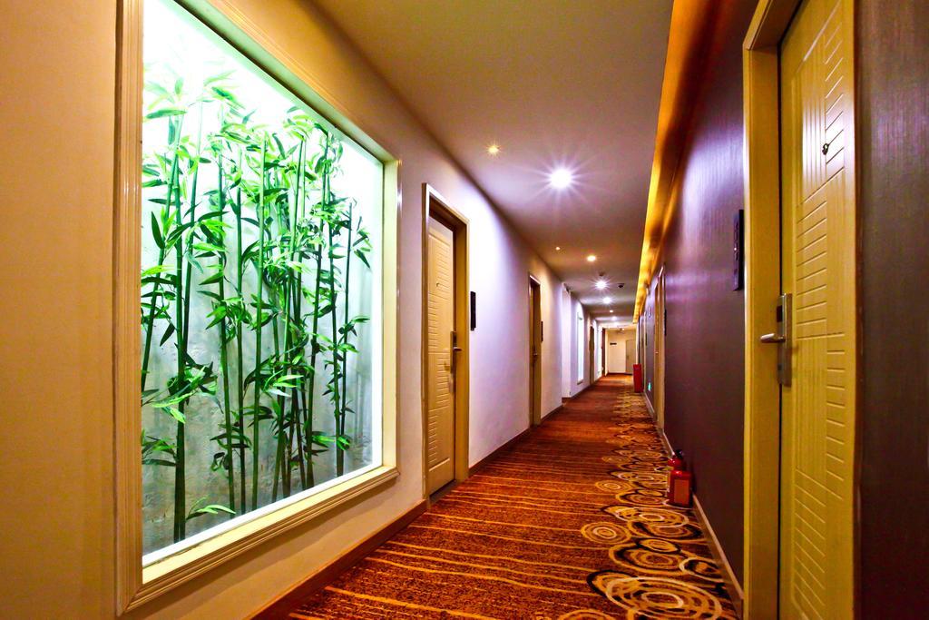 Tavernew Hotel Guangzhou Exterior photo